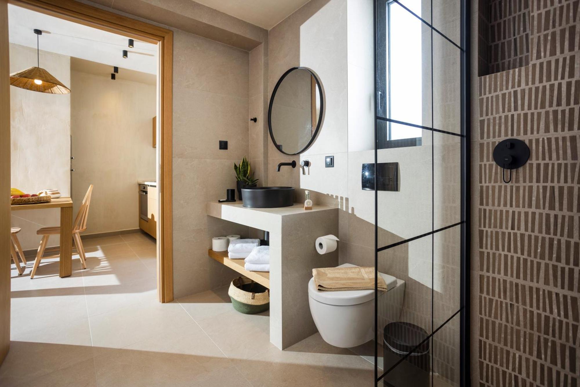 Pnoes Luxury Suites Palioúri Eksteriør bilde