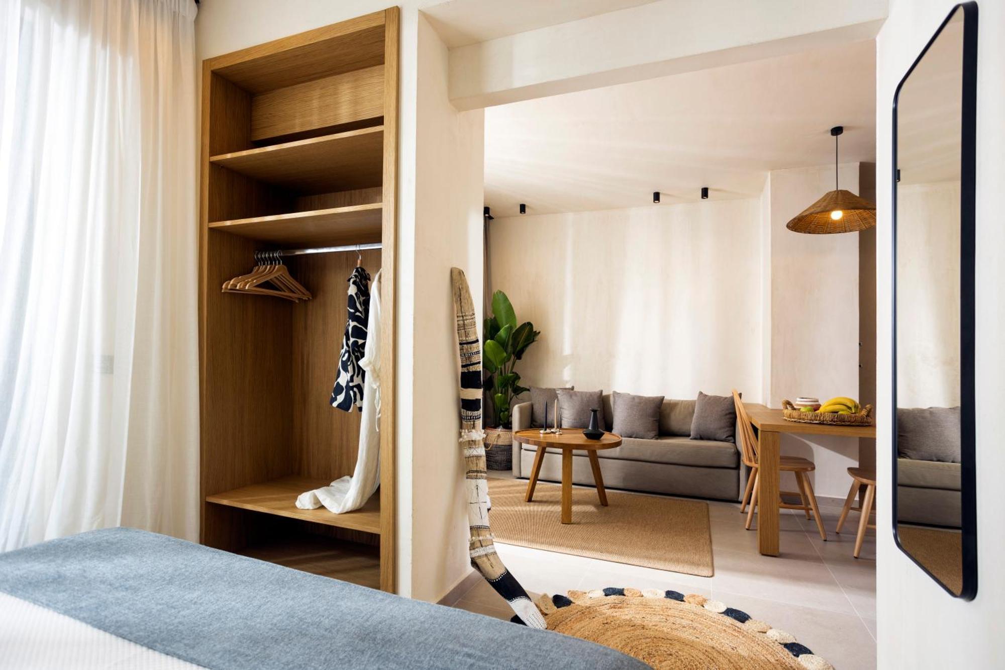 Pnoes Luxury Suites Palioúri Eksteriør bilde